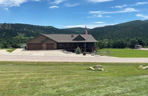 Crook City House | Zero Entry Home - Close to Sturgis, Spearfish & Deadwood!