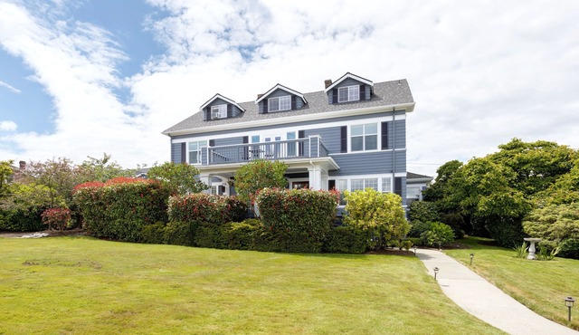 1925 Colonial overlooking Fidalgo Bay.