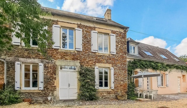 3 bedroom nice home in Castillon