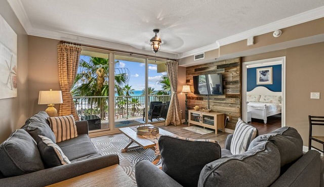 4th Flr 1 Bdrm+Bunks/2Bath. Upgraded! Sleeps 6