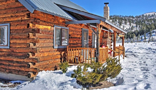Authentic 3BR Cabin w/ WiFi in the San Juan Mountains!