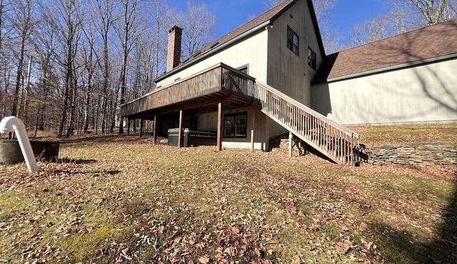 Beautiful Cottage with Hot-tub in Winhall, Vermont