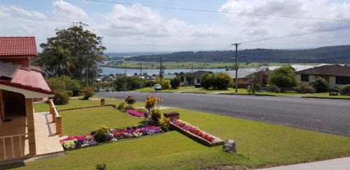 Beautiful river view guesthouse