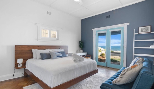 Belle Escapes - Sea Glass Cottage on the Esplanade
