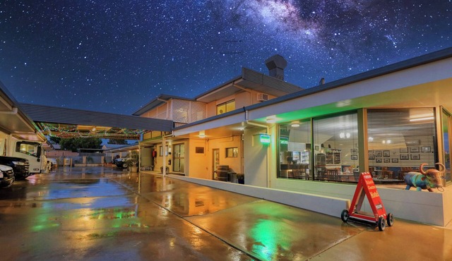 Biloela Centre Motel & Grevillea Steakhouse & Bar