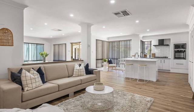 Budget-Friendly Halls Head 4x2 in Halls Head
