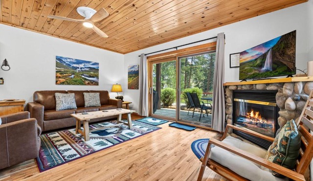 Bugle Pointe B06 by Estes Park Condos