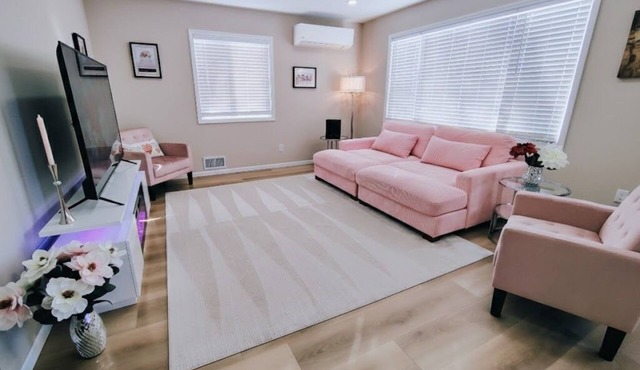 Centrally Located 2 King Bed 2 Bath