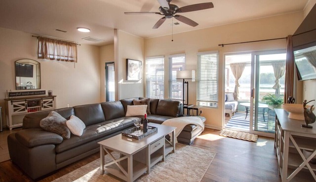 Charming Escape in Grafton!