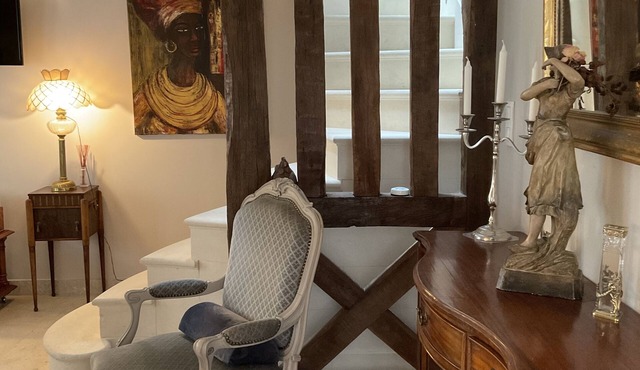 CHARMING HOUSE TYPE LOFT COMFORTABLE QUIET NEAR CENTER BAYEUX