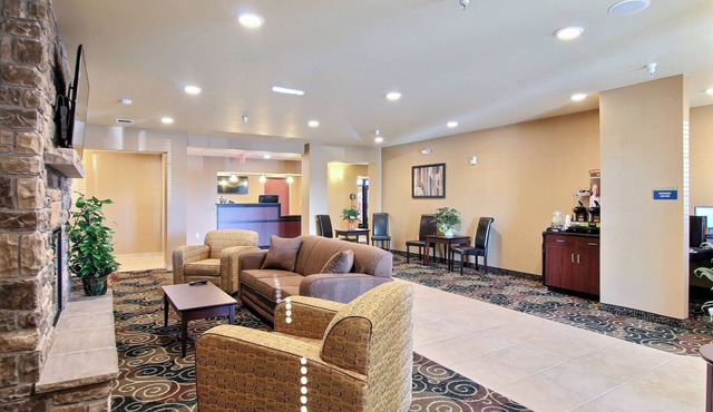 Cobblestone Hotel & Suites - Beulah