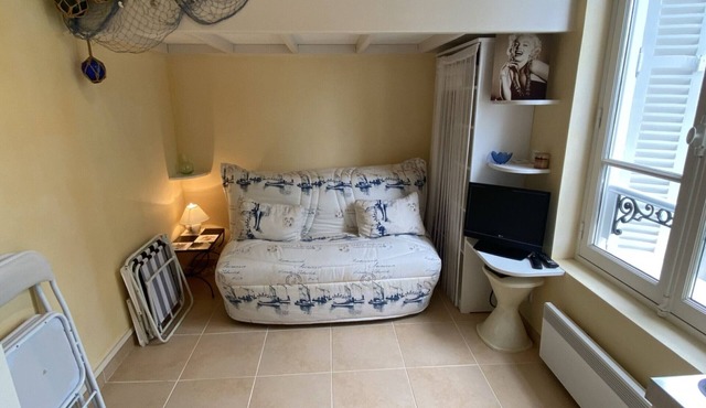 Convenient studio steps from the beach - 2 guests