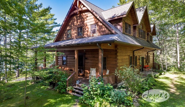 Cozy 4 bed 2 bath cottage on Pine Lake with 1 bed Bunkie! W Exposure! Hot Tub!