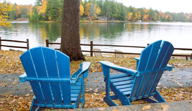 COZY BEAR LODGE-On UTV/Snowmobile trail, Beachside Cabin w/Porch, Private dock