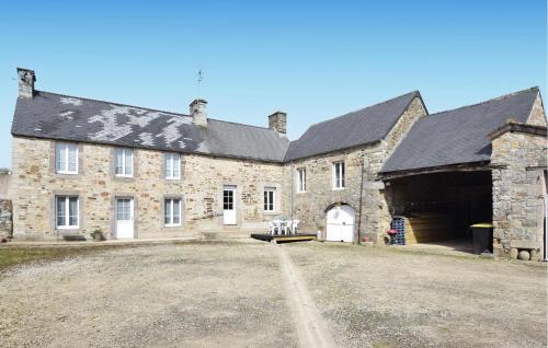 Cozy Home In Saint-Christophe-Du-Foc With Wifi