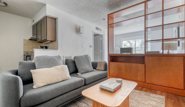 Delightful Gateway Studio w/Gym, Pool, nr Stadium, by Blueground