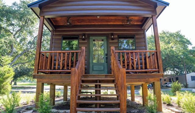 Deluxe Rustic Tiny Cabin