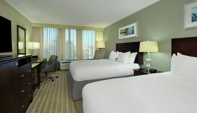 DoubleTree by Hilton Hotel Newark Ohio