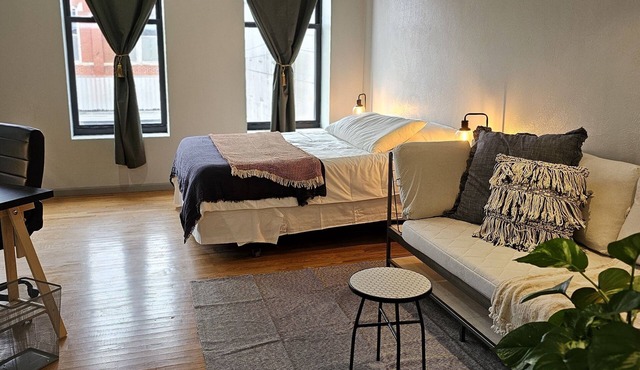 Downtown Studio 201