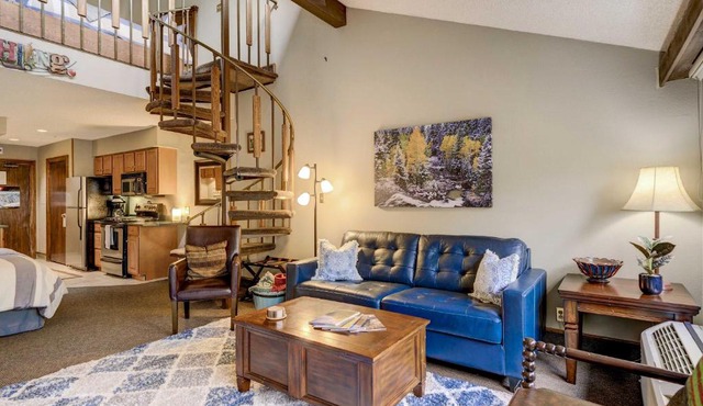 Durango Lofted Studio ~ 9 Mi to Purgatory Resort!