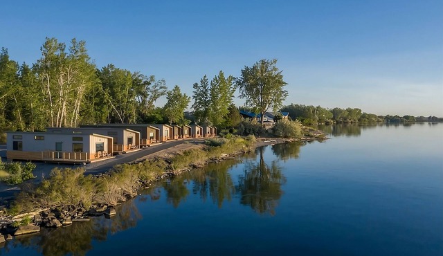 Everything You Need for Your Stay is Here! Relaxing View of Columbia River