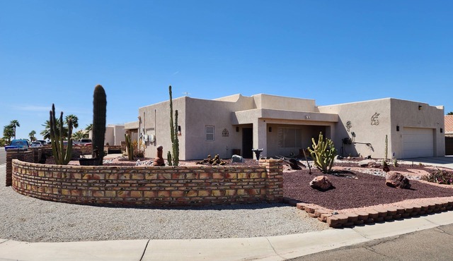 Foothill Sunrises & Desert Sunsets from this beautiful 2B/2Ba house.