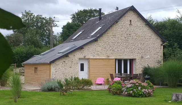 Gîte Dune between orchard and Omaha beach