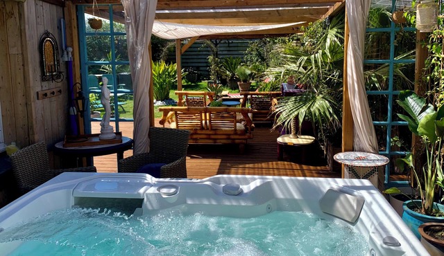 Green Oasis by the sea