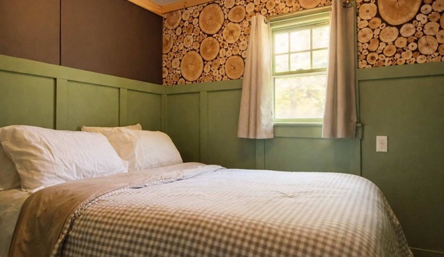 Gresham Shores - Woodies Perch - PET FRIENDLY