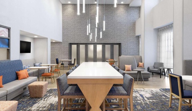 Hampton Inn & Suites St Charles Old Town Area, Mo