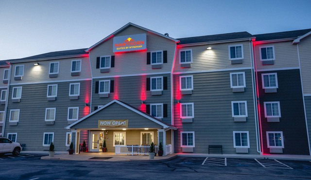 Hawthorn Extended Stay by Wyndham Saint Robert