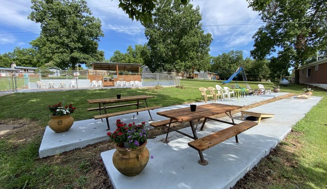 Hickory Grove Hideaway Cabin 10