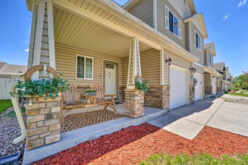 Inviting Cheyenne Townhome ~ 4 Mi to Downtown