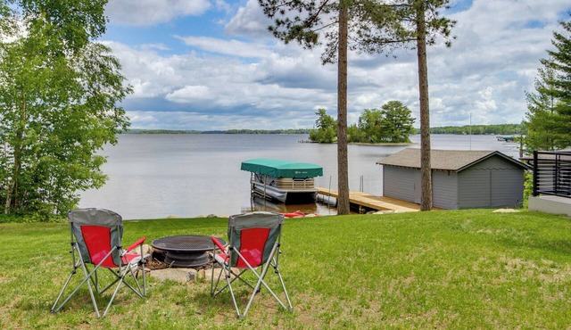 Lakefront Northwoods Cabin w/Shared Dock & Views!