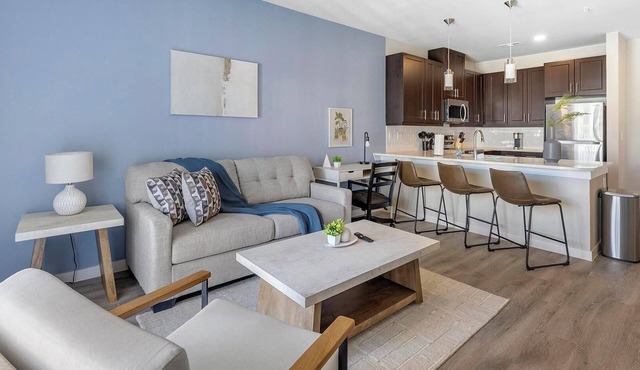Landing | Stunning 1BD, Gym, Pool