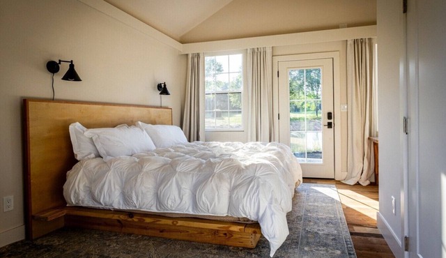 Limestone Fields - Cabin - Lakefront - Ofuro Tub