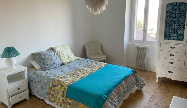 Maison Chatelus Montagne Bourbonnaise - Guaranteed Disconnection in Chatelus