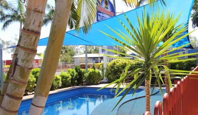 Midlander Motor Inn
