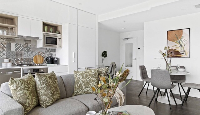 Modern Elegance Caulfield North