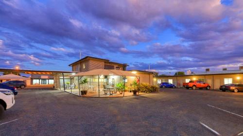 Motel 707