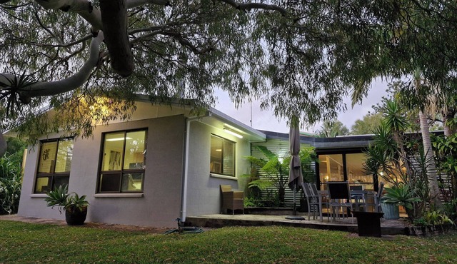 My Beach Getaway, Teewah Beach, Cooloola National Park. Family and Pet Friendly!