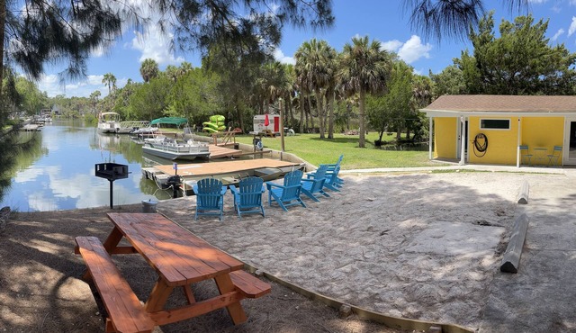 Neptune's Grotto Waterfront Retreat
