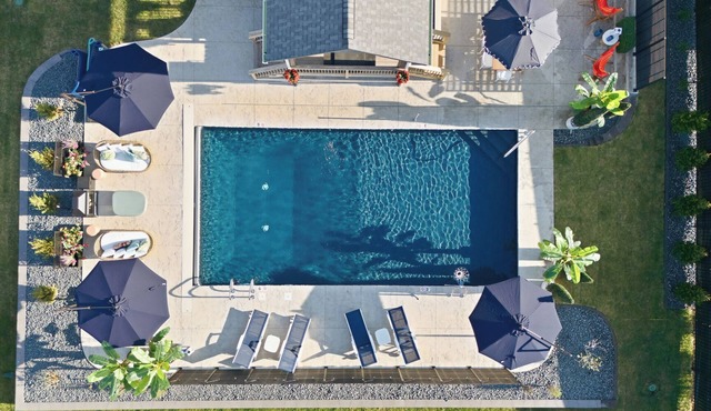 NEW POOL! Includes sauna, hot tub, exercise room. Sleeps 14; 3 full baths.