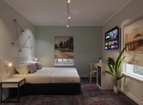 Nightcap at Esplanade Hotel