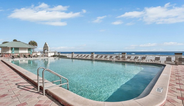 Oceanfront Studio w/Balcony & Resort Perks Near Boardwalk