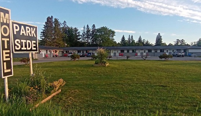 Park Side Motel