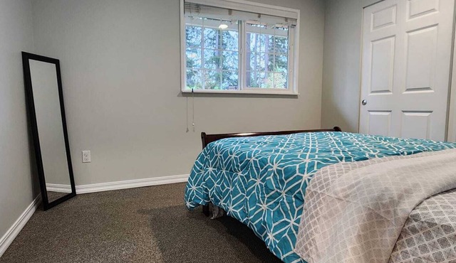 Pet-friendly 3B1B bungalow with huge yard in Bothell in Bothell
