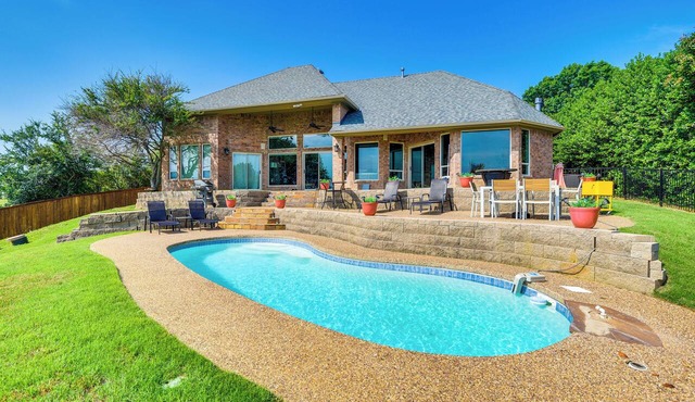 Poolside Fun! Private Lakefront Little Elm Escape