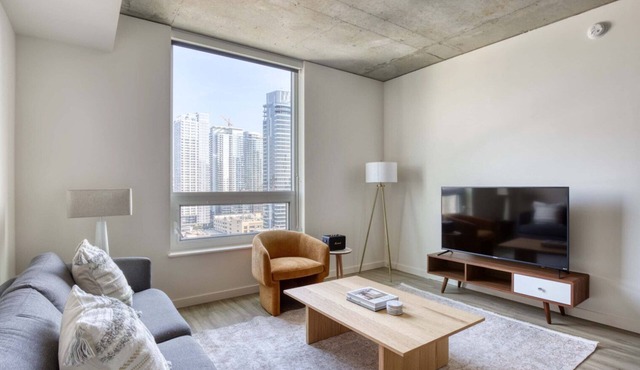 Premium South Lake Union 1BR w/W/D & Roof, nr Lake Union, by Blueground
