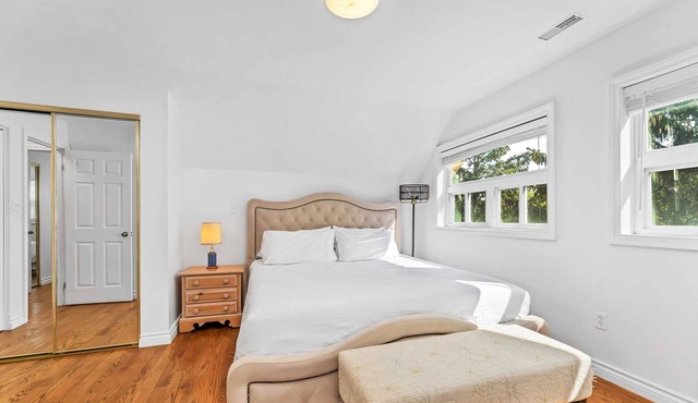 Private 2bdrm unit with ensuite Laundry - U5A